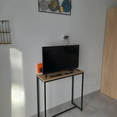 Independant Apartment *
