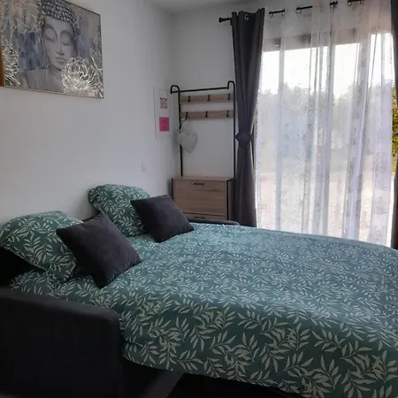 Independant * Rochefort (Charente-Maritime)